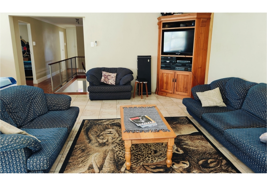 4 Bedroom Property for Sale in Moorreesburg Western Cape